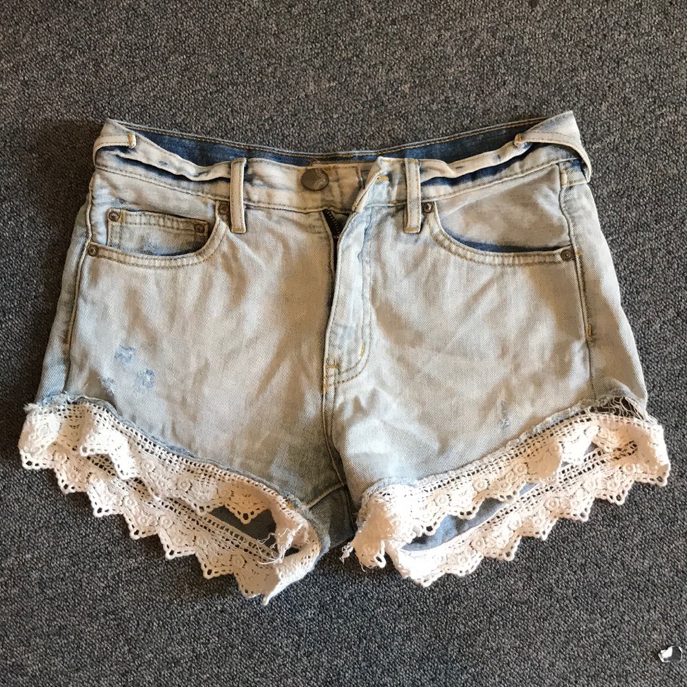Free people lace edge denim shorts size: waist 24